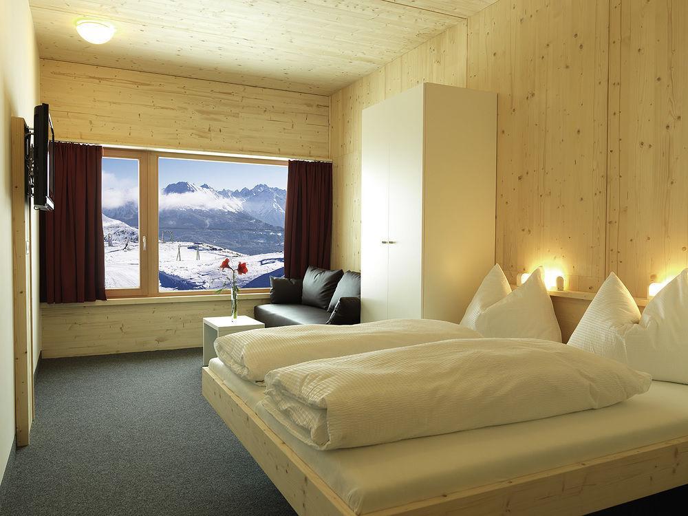 Venet Gipfelhuette Hotel Zams Bagian luar foto